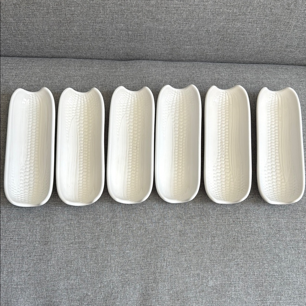 Set of 6 White Pfaltzgraff Corn on the Cob Dishes
